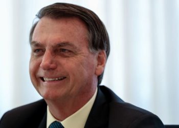 Bolsonaro sanciona lei de auxílio financeiro para o setor cultural