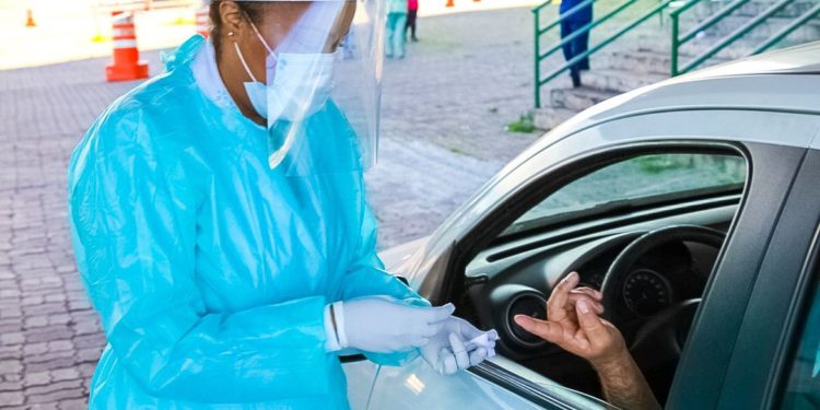 Covid-19: governo do Distrito Federal nega colapso na saúde