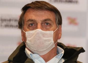 Presidente sobrevoa áreas afetadas por ciclone em Santa Catarina