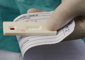 Brasil chega a 2 milhões de casos acumulados de covid-19