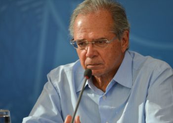 Guedes promete entregar primeira parte da reforma tributária na terça