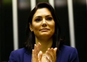 Michelle Bolsonaro diz que testou negativo para covid-19