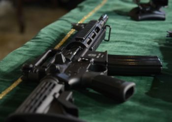 Polícia Rodoviária Federal apreende fuzis na Rio-Santos