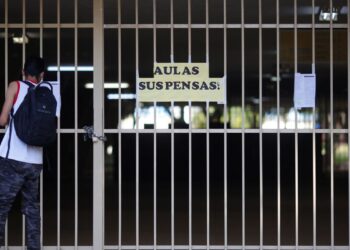 Justiça suspende retorno das aulas presenciais na rede privada do DF