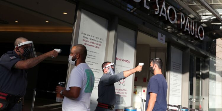 Vendas no dia dos pais caíram em 76% das lojas de SP