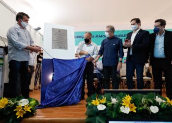 Bolsonaro inaugura termelétrica a gás em Sergipe