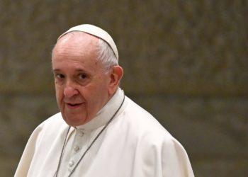 Violência conjugal é um ato “quase satânico”, afirma o papa