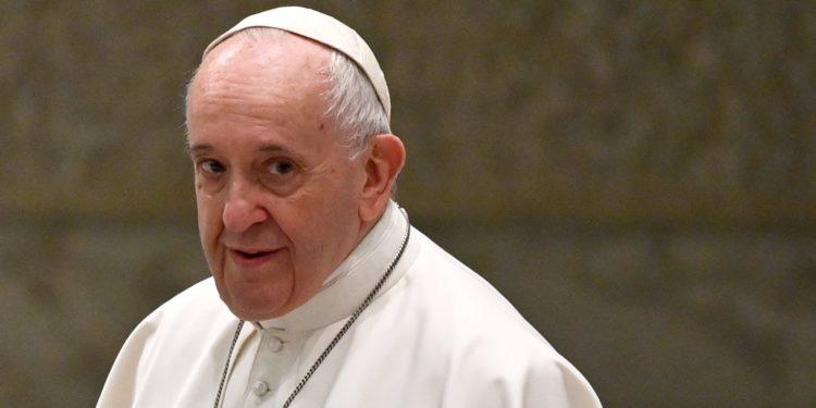 Violência conjugal é um ato “quase satânico”, afirma o papa