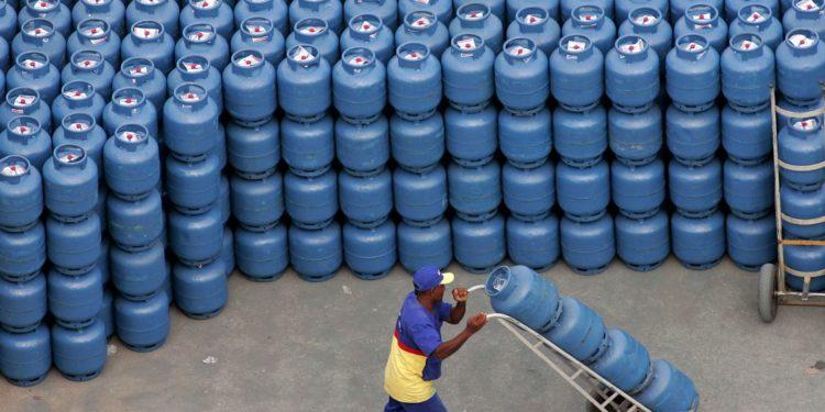 Congresso aprova verba para auxílio gás