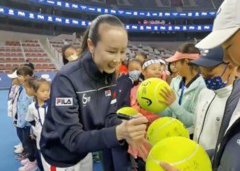 Estrela do tênis da China nega ter feito acusação de assédio sexual