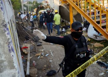 Acidente com caminhão de mercadorias no México deixa 53 mortos