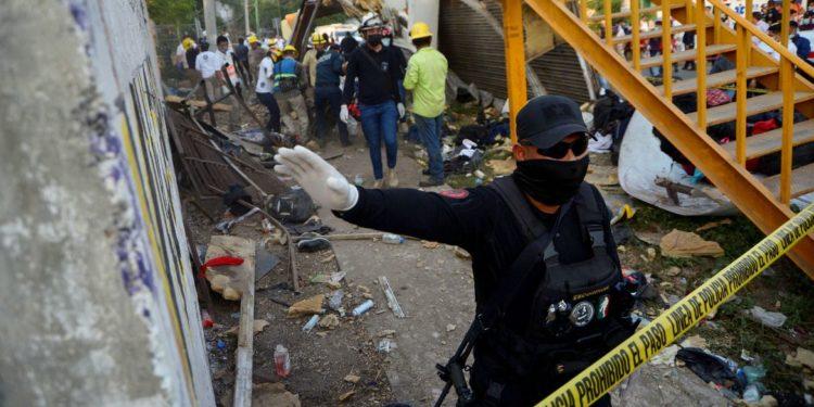 Acidente com caminhão de mercadorias no México deixa 53 mortos