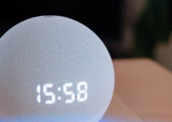 Alexa propõe desafio letal à menina de 10 anos e viraliza