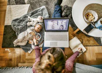 Mercado de trabalho enfrentou em 2021 os desafios do sistema híbrido