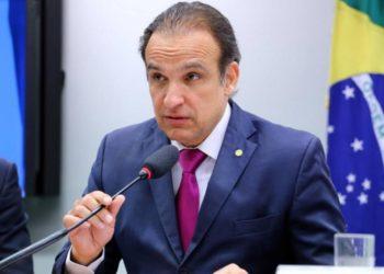 Relator do Orçamento de 2022 propõe PEC para definir teto de gastos por lei a cada quatro anos