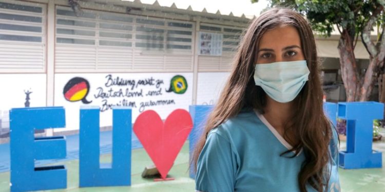 Rede pública de ensino amplia oferta de idiomas no DF