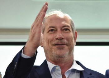 A menos de um ano das eleições, presidenciáveis sobem o tom de olho em 2022