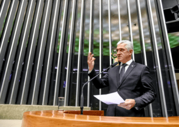 Deputado Milton Vieira sugere ao Ministério da Saúde inserir teste mais eficaz na prevenção de câncer de colo do útero