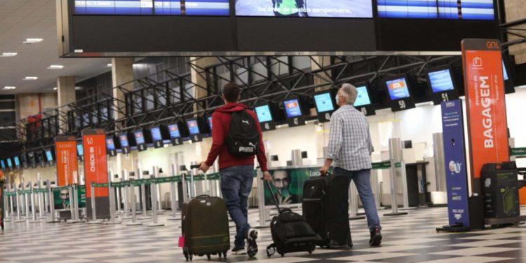 Com expectativa de movimento intenso no final do ano, Infraero e concessionárias orientam passageiros