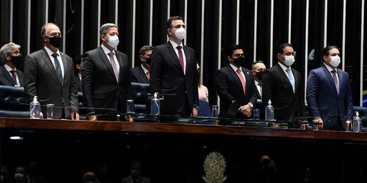 Promulgada Emenda que muda correção do teto de gastos; precatórios vão à Câmara