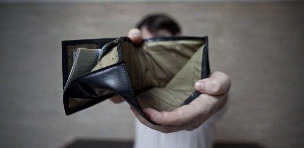 O que fazer quando o salário atrasa?