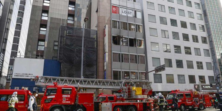 Incêndio em clínica psiquiátrica em prédio de 8 andares deixa 27 mortos no Japão