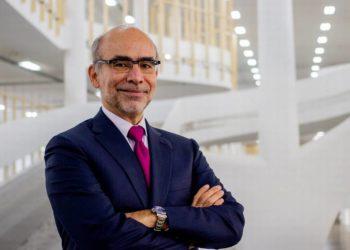 José Olympio da Veiga Pereira é reeleito para a presidência da Fundação Bienal de São Paulo