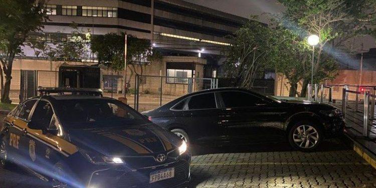 Operação da PRF prende um dos chefes do PCC no interior de SP