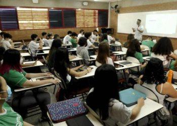 Volta às aulas na rede particular do DF tem movimento tranquilo nesta segunda