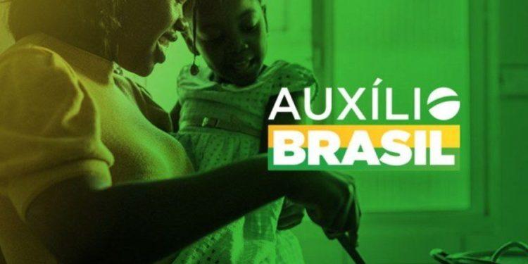 Auxílio Brasil e vale-gás nacional começam a ser pagos nesta terça, consulte