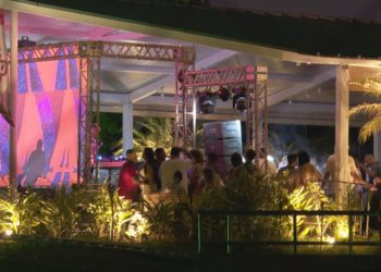 Suspensos shows, eventos e festivais com venda de ingressos