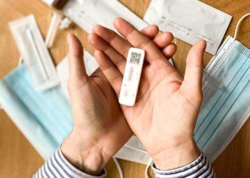 Anvisa libera autotestes de covid-19