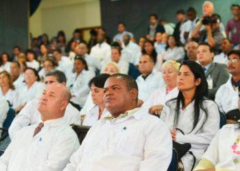 Ministério da Saúde prorroga Programa Mais Médicos por um ano