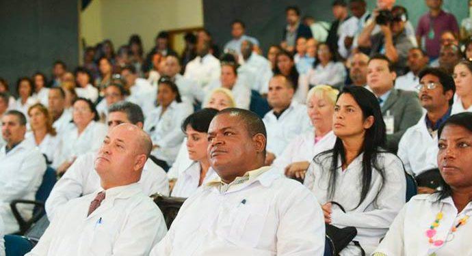 Ministério da Saúde prorroga Programa Mais Médicos por um ano