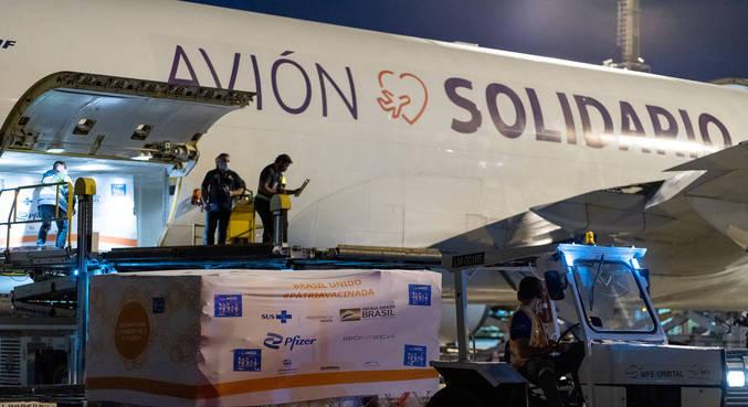 Crianças serão vacinadas por grupos e com autorização dos pais