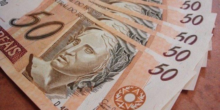 INSS começa a pagar pensões e aposentadorias com reajuste