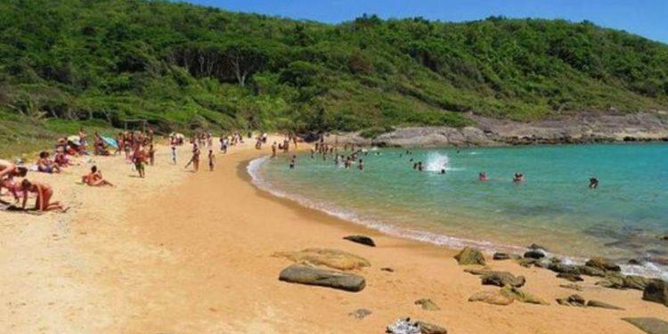 Guarapari: caso macabro faz praia entrar entre os assuntos mais comentados