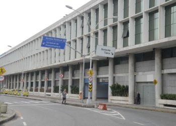 Ministério avalia concessão do Aeroporto Santos Dumont no Rio