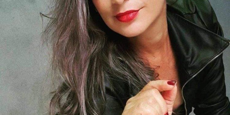 Mulher é morta a facadas e golpes de panela na cabeça e sobrinha de 14 anos confessa crime no Acre