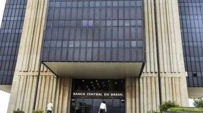 BC separou reservas internacionais para conter eventual disparada do dólar