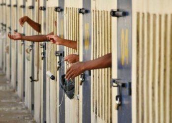 Prisões do DF: relatos denunciam sabão em pó para higiene dental e fezes em marmitas