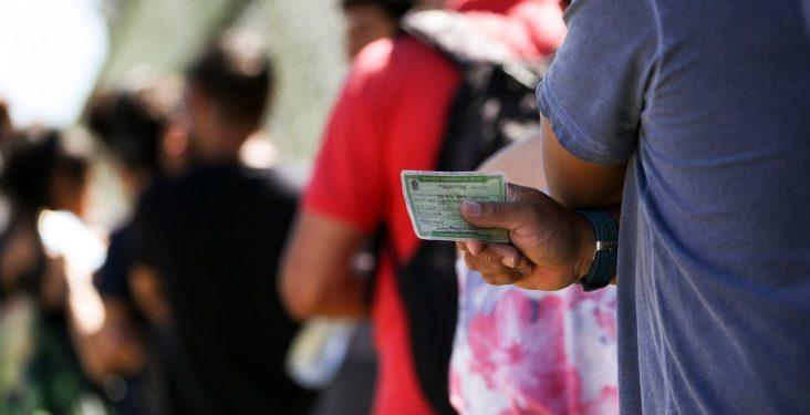 Entenda o passo a passo para tirar o título de eleitor pela internet