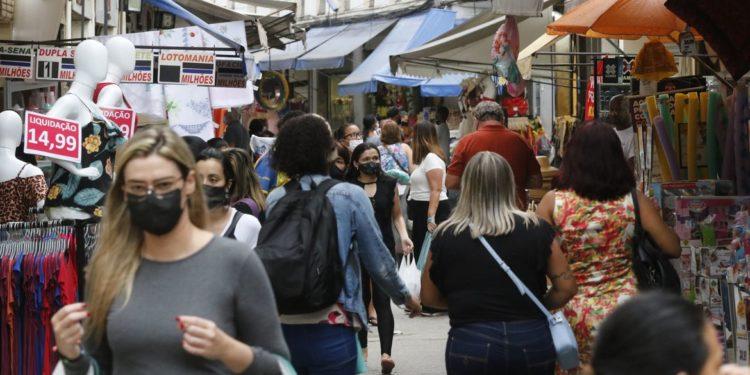 FGV: confiança do consumidor atinge maior nível desde agosto