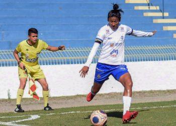 Paraguaia Verónica Riveros destaca força do Brasileirão Feminino