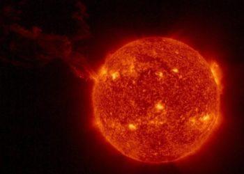 A espetacular imagem da maior erupção solar já registrada