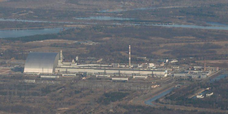 Trabalhadores de Chernobyl continuam retidos sob ocupação russa