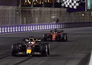 Verstappen vence GP da Arábia Saudita de F1