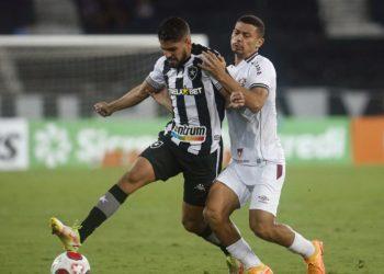 Carioca: Fluminense e Botafogo se enfrentam em busca de vaga na final