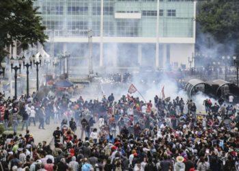 Os sindicatos precisam vibrar de novo, fora dos tribunais e das fábricas