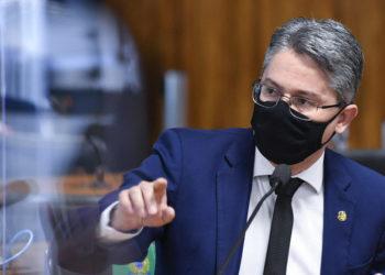 Senador Alessandro Vieira escolhe o PSDB após deixar Cidadania